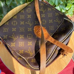 LOUIS VUITTON CARTOUCHIERE MONOGRAM CROSSBODY